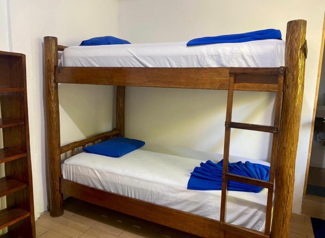 Casa De La Iguana Hostel ลิฟวิงสตัน ภายนอก รูปภาพ