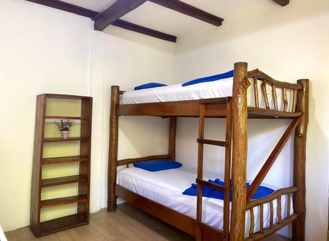 Casa De La Iguana Hostel ลิฟวิงสตัน ภายนอก รูปภาพ